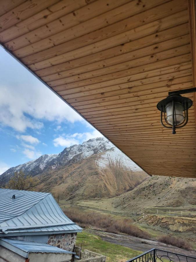 Moon Night Hotel Казбеги Екстериор снимка